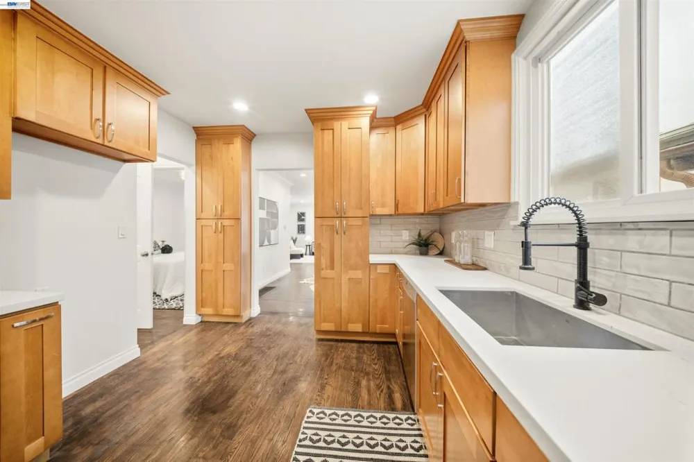 542 Adams St Albany, CA 94706