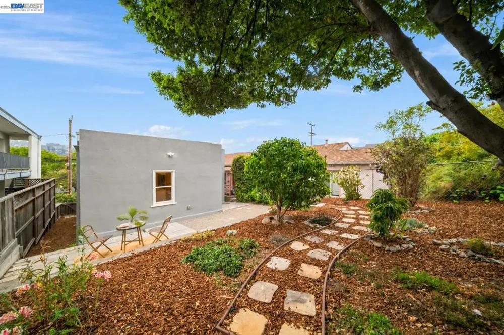542 Adams St Albany, CA 94706