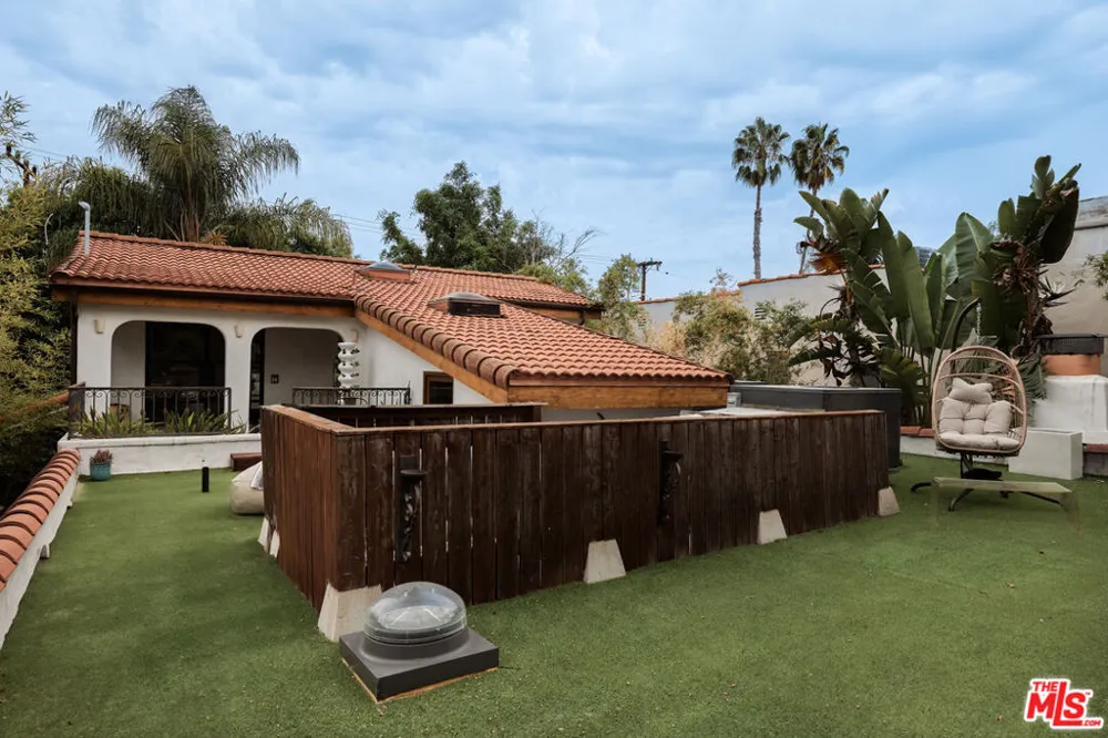 918 La Jolla Avenue West Hollywood, CA 90046