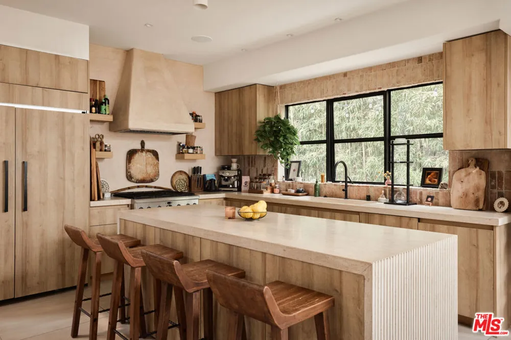 918 La Jolla Avenue West Hollywood, CA 90046
