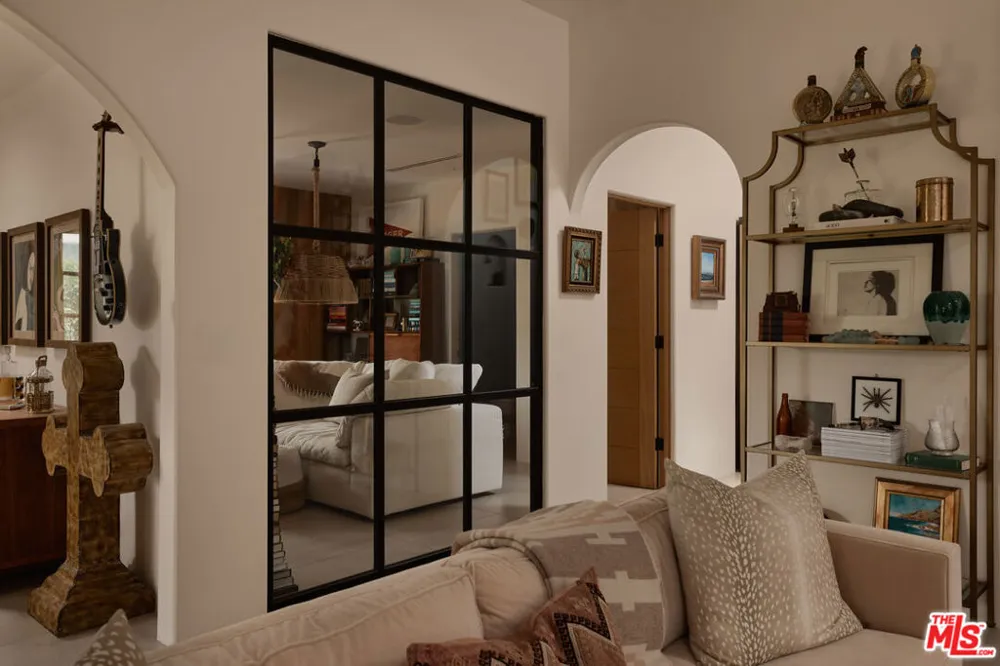 918 La Jolla Avenue West Hollywood, CA 90046