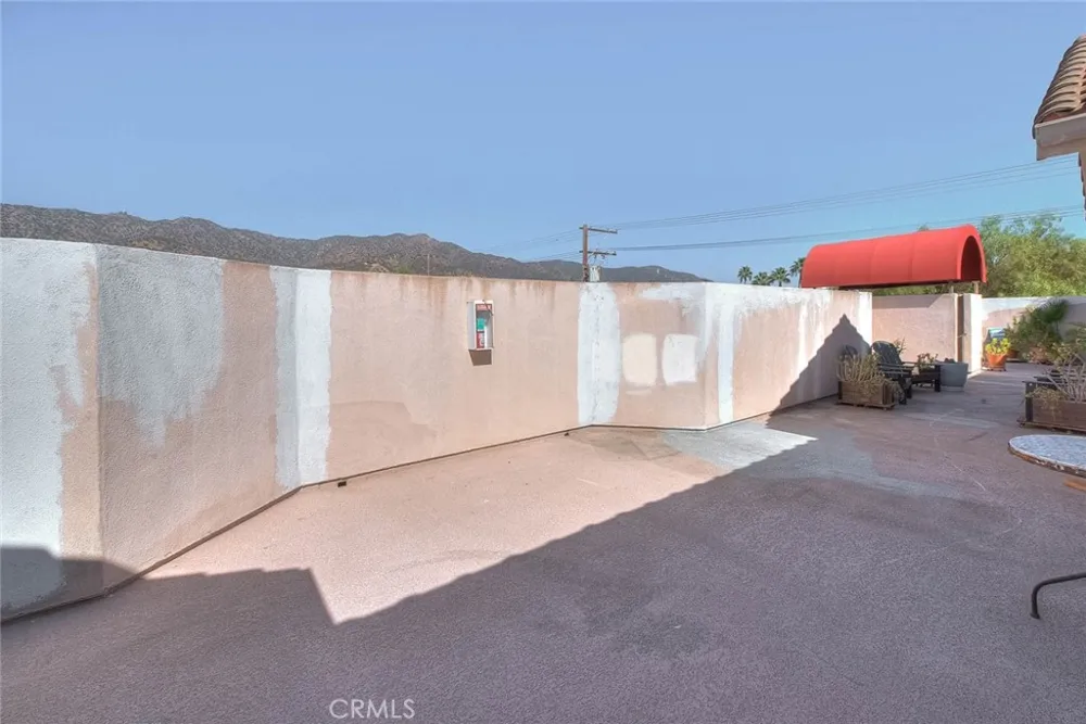 572 E San Jose Avenue #104 Burbank, CA 91501