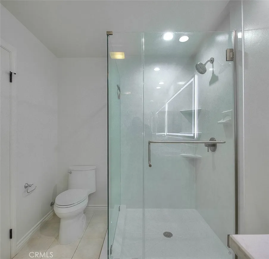 572 E San Jose Avenue #104 Burbank, CA 91501