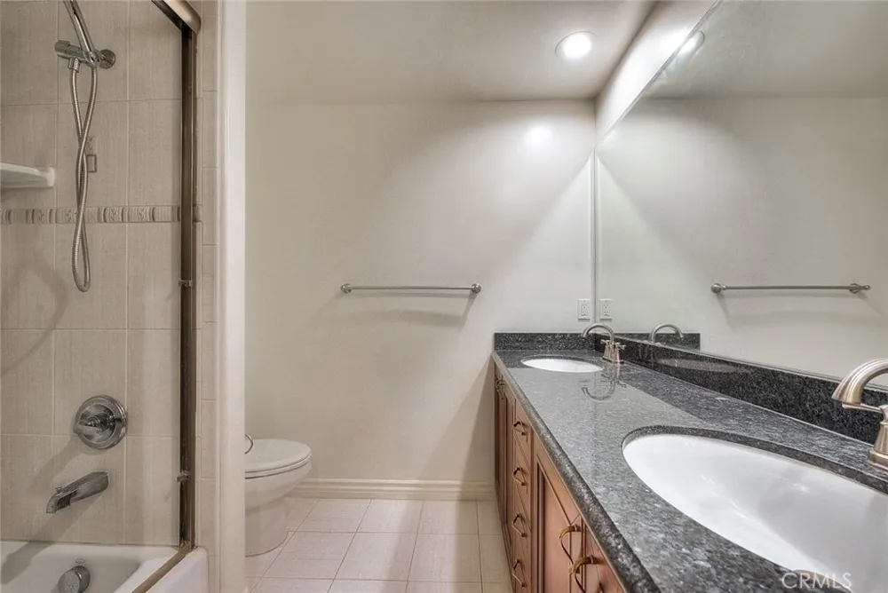 572 E San Jose Avenue #104 Burbank, CA 91501