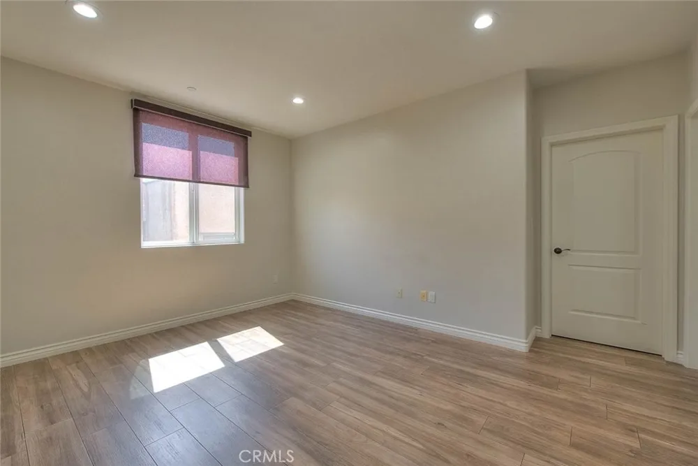 572 E San Jose Avenue #104 Burbank, CA 91501