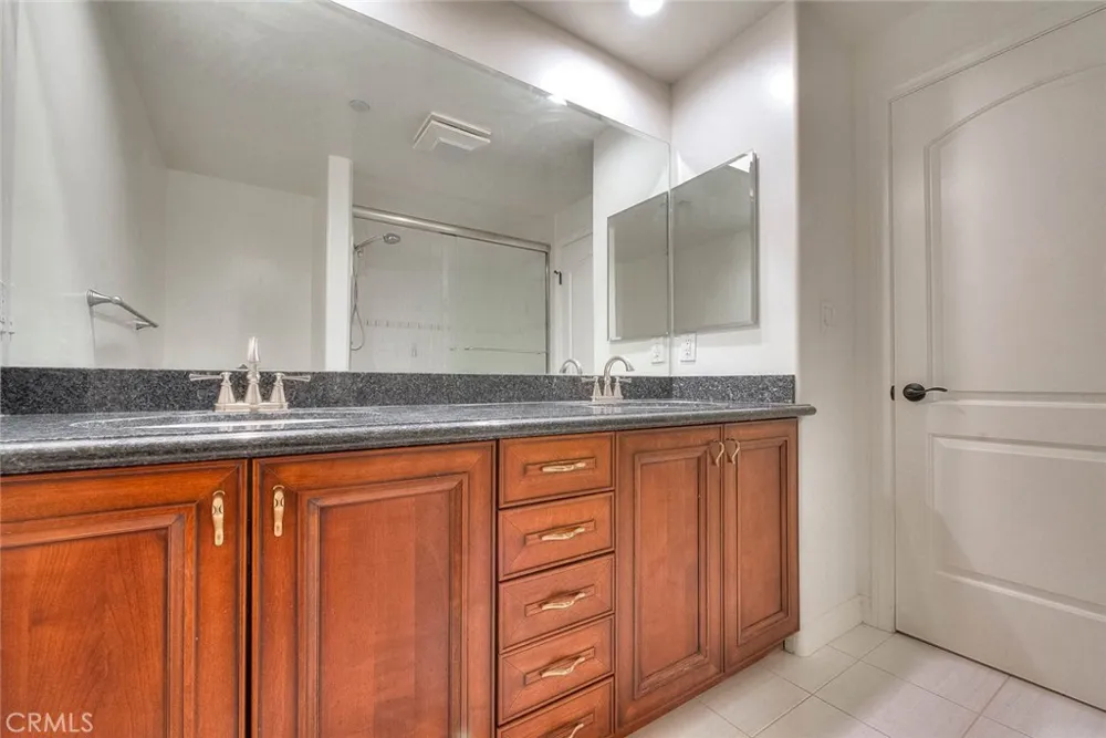 572 E San Jose Avenue #104 Burbank, CA 91501