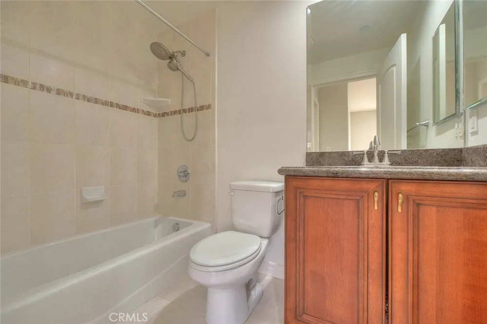 572 E San Jose Avenue #104 Burbank, CA 91501