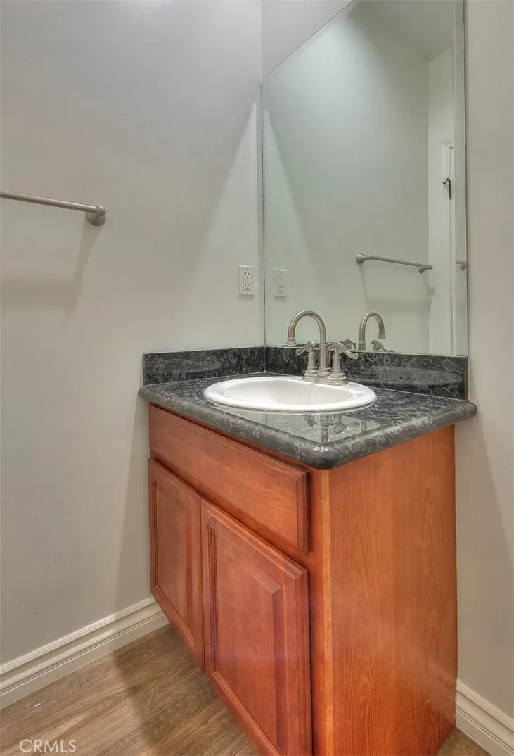 572 E San Jose Avenue #104 Burbank, CA 91501