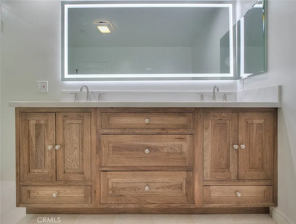 572 E San Jose Avenue #104 Burbank, CA 91501