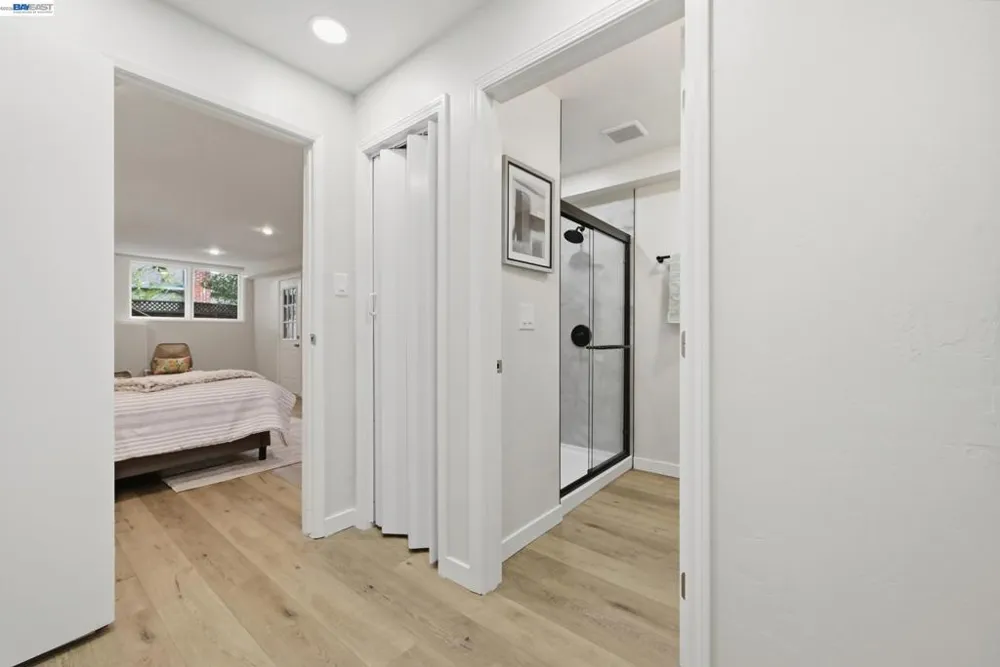 19026 Center St Castro Valley, CA 94546