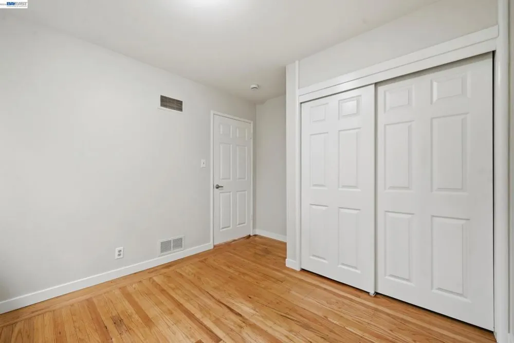 19026 Center St Castro Valley, CA 94546