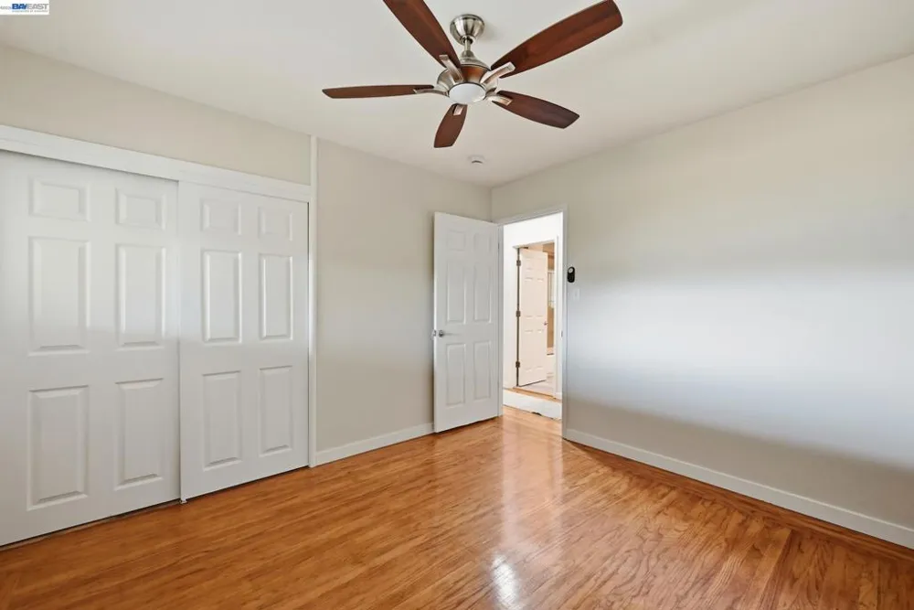 19026 Center St Castro Valley, CA 94546