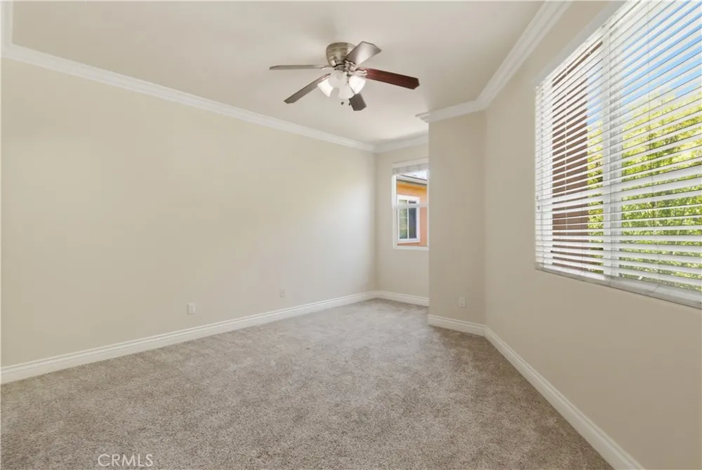 1101 East Avenue Burbank, CA 91504