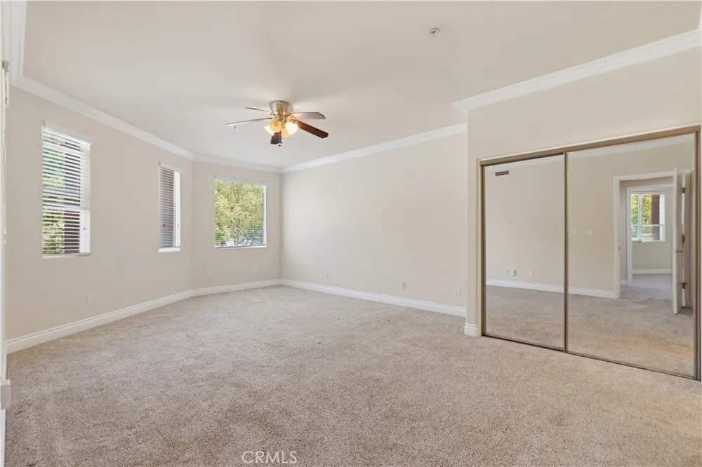 1101 East Avenue Burbank, CA 91504