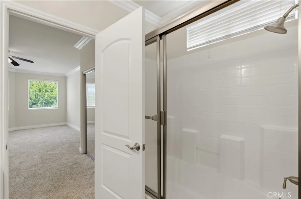 1101 East Avenue Burbank, CA 91504