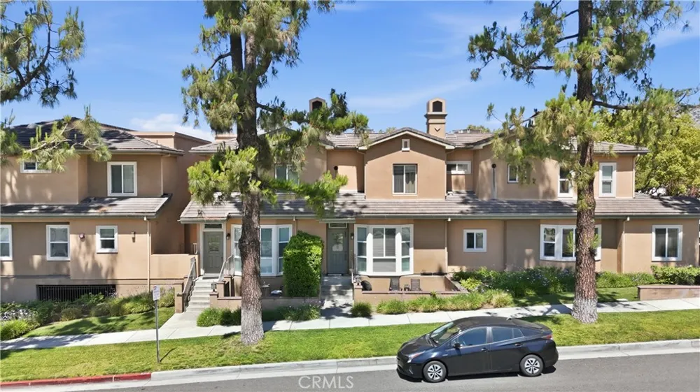 1101 East Avenue Burbank, CA 91504