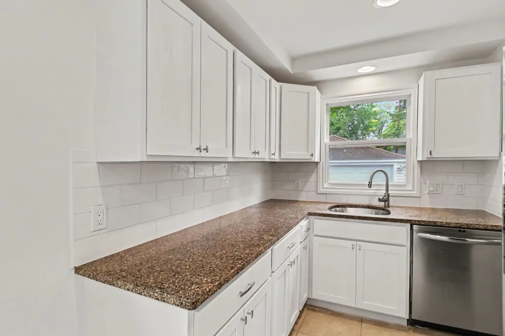23051 Majestic Street Oak Park, MI 48237