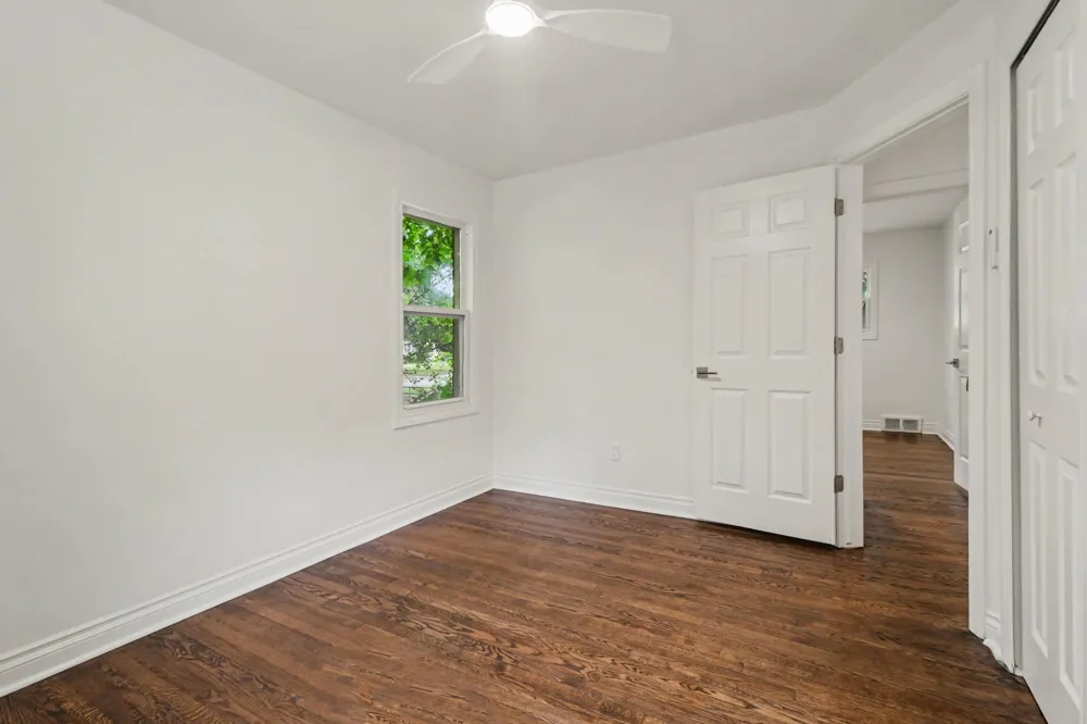 23051 Majestic Street Oak Park, MI 48237