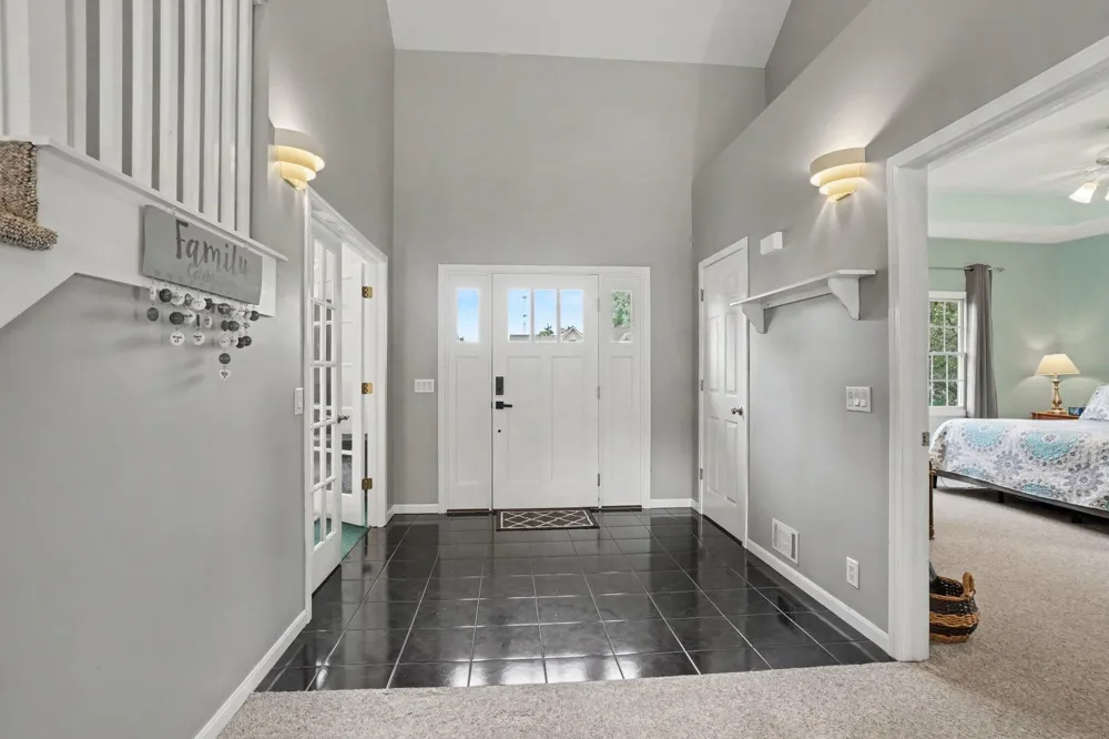 9521 Ridgecrest Drive Zeeland, MI 49464