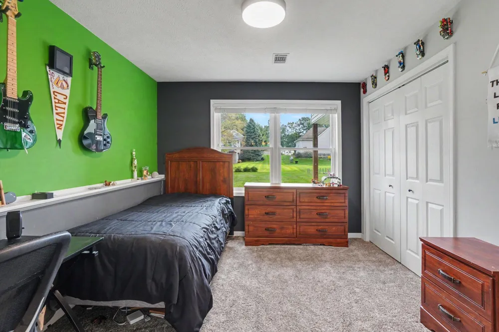 9521 Ridgecrest Drive Zeeland, MI 49464