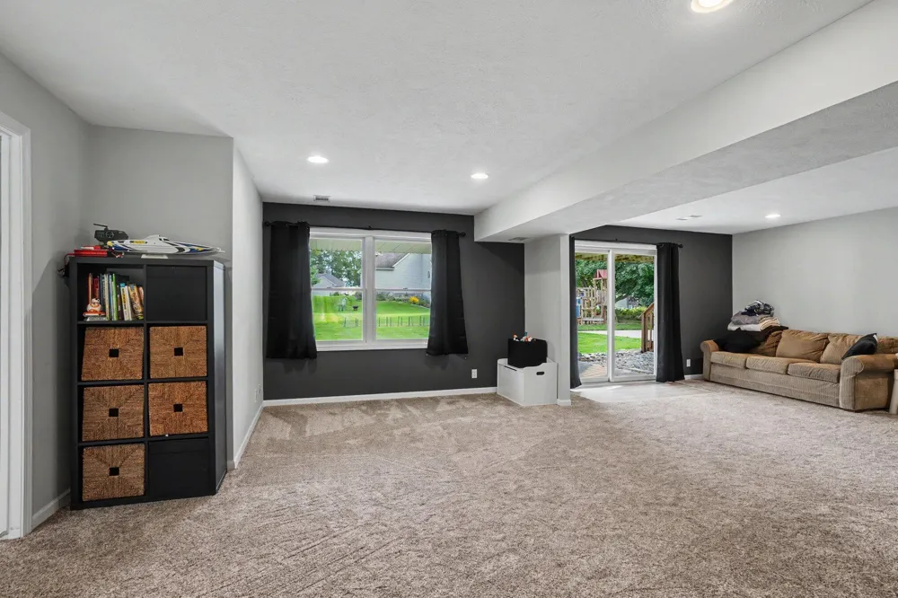 9521 Ridgecrest Drive Zeeland, MI 49464