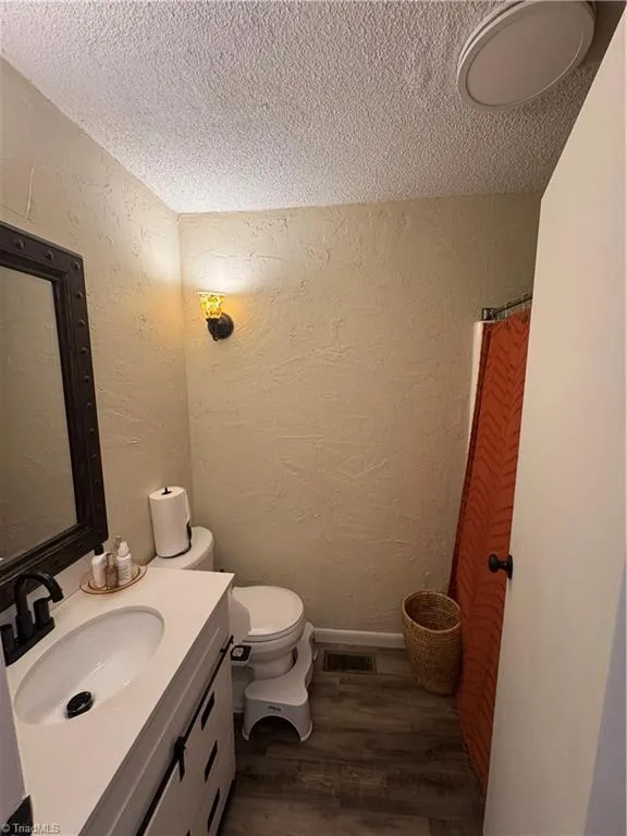 1822 Clodfelter Road Winston-Salem, NC 27107