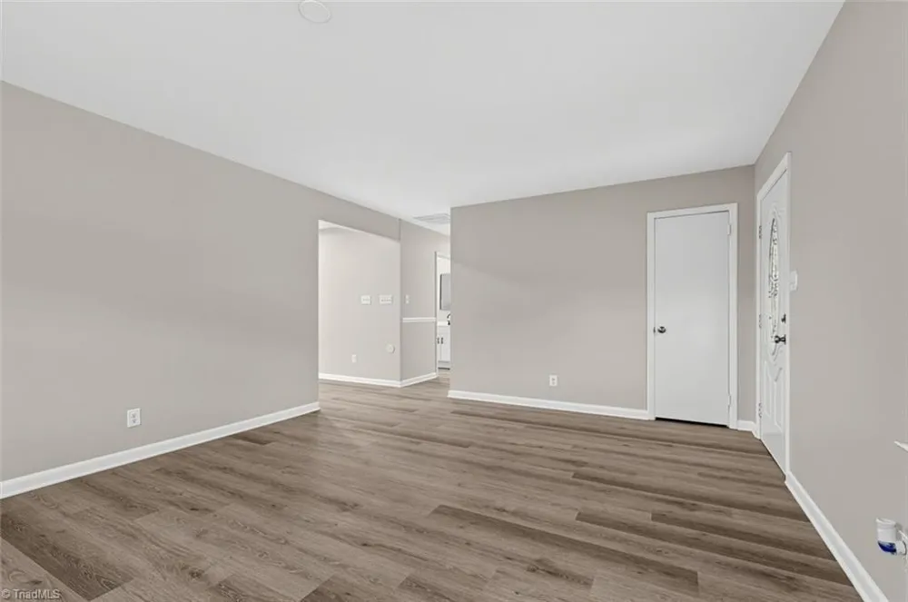 2110 Kylemore Drive Greensboro, NC 27406