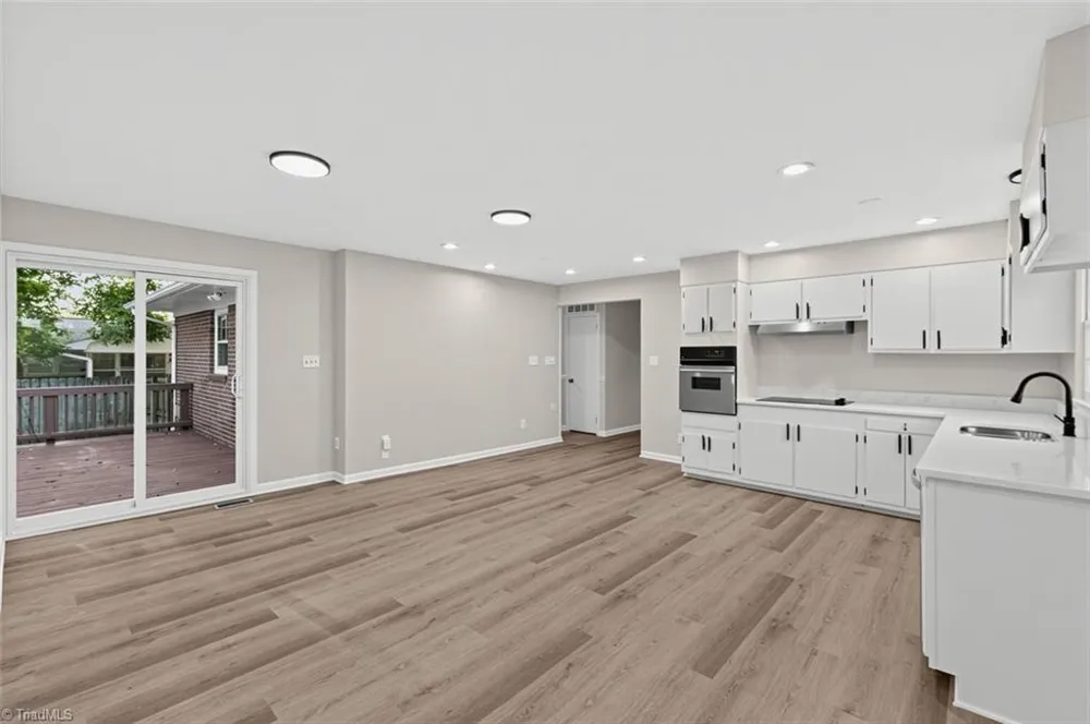 2110 Kylemore Drive Greensboro, NC 27406