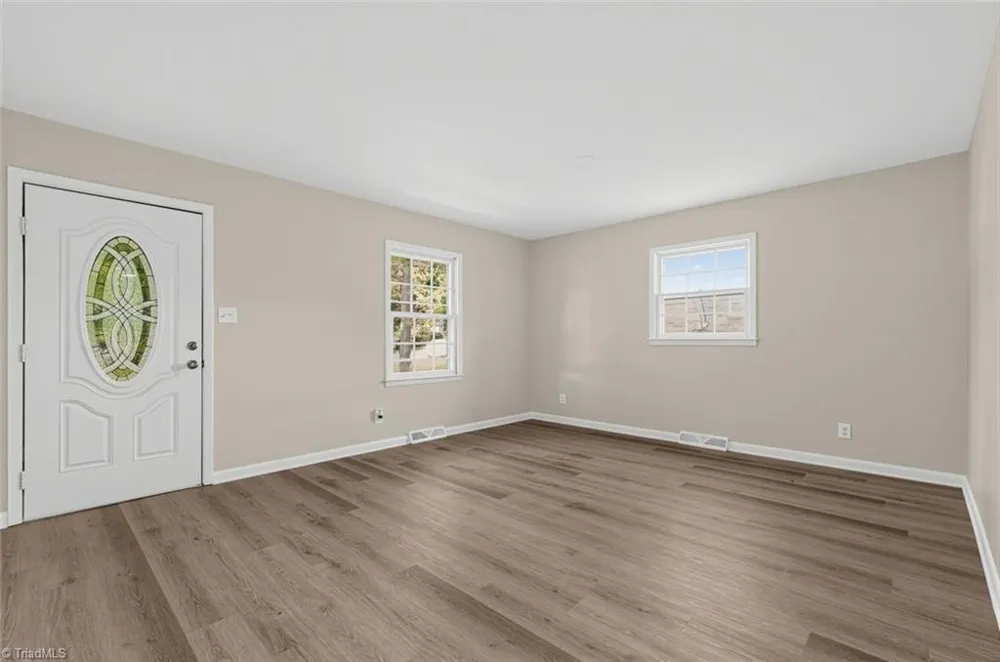2110 Kylemore Drive Greensboro, NC 27406