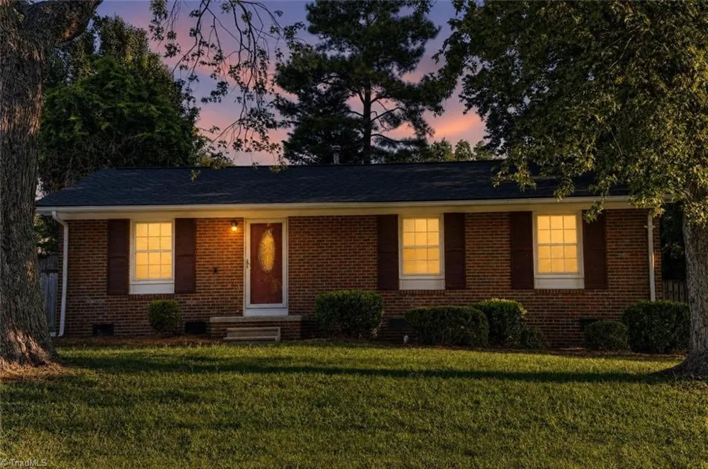 2110 Kylemore Drive Greensboro, NC 27406