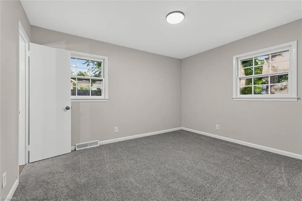2110 Kylemore Drive Greensboro, NC 27406