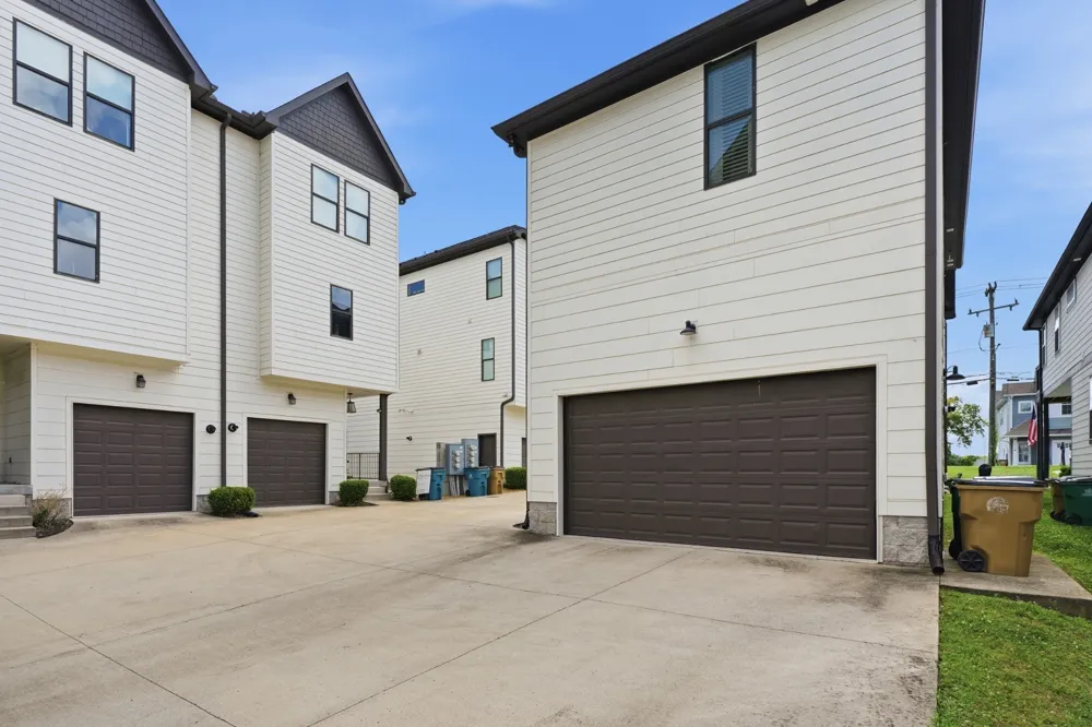643 Vernon Ave #1 Nashville, TN 37209