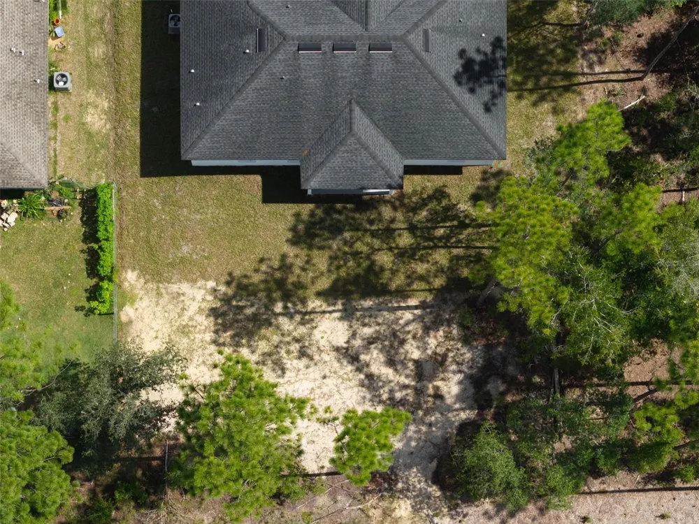 143 W GONDOLIER PLACE Citrus Springs, FL 34434