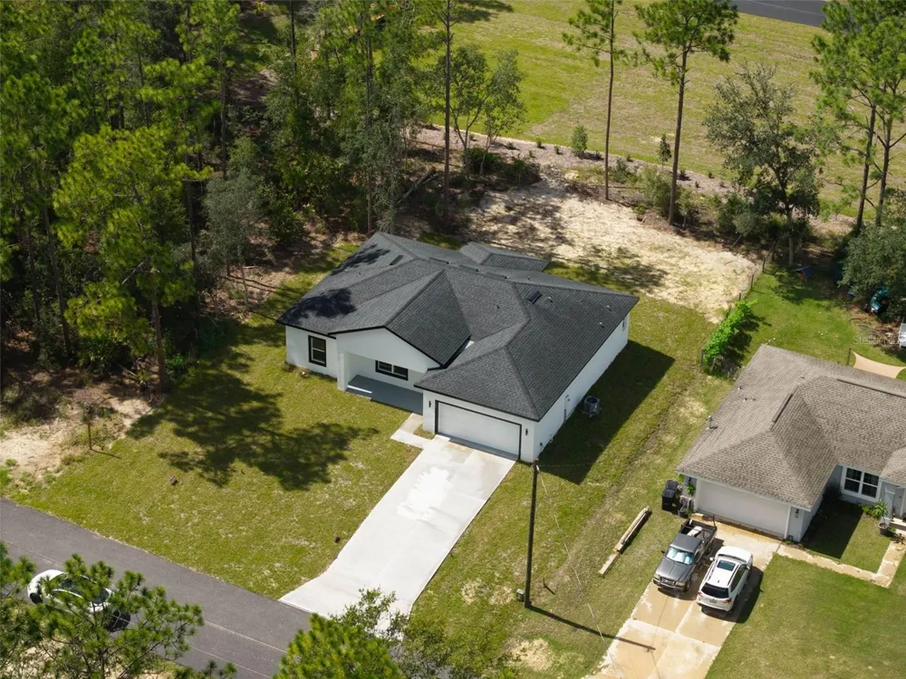143 W GONDOLIER PLACE Citrus Springs, FL 34434