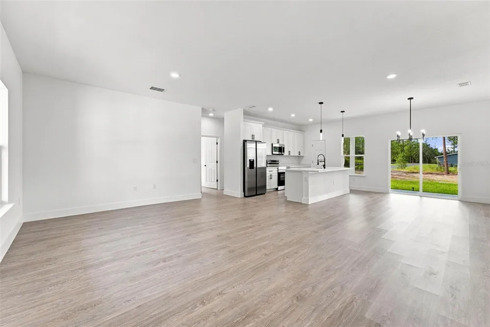 143 W GONDOLIER PLACE Citrus Springs, FL 34434