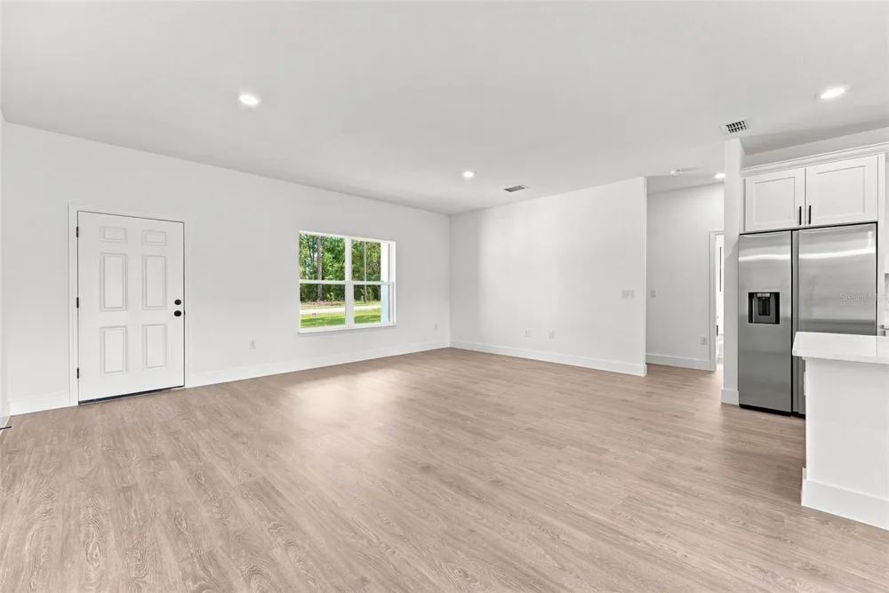 143 W GONDOLIER PLACE Citrus Springs, FL 34434
