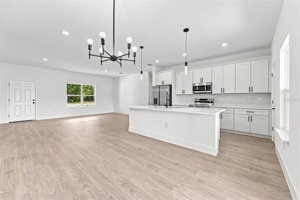 143 W GONDOLIER PLACE Citrus Springs, FL 34434