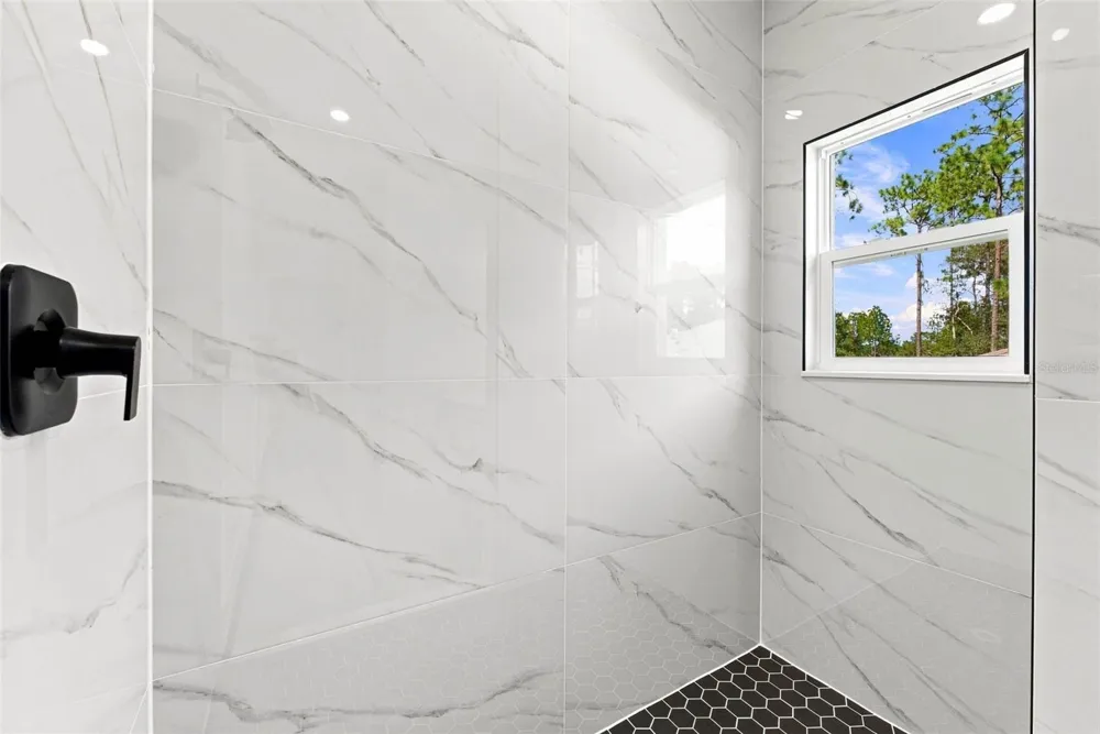 143 W GONDOLIER PLACE Citrus Springs, FL 34434