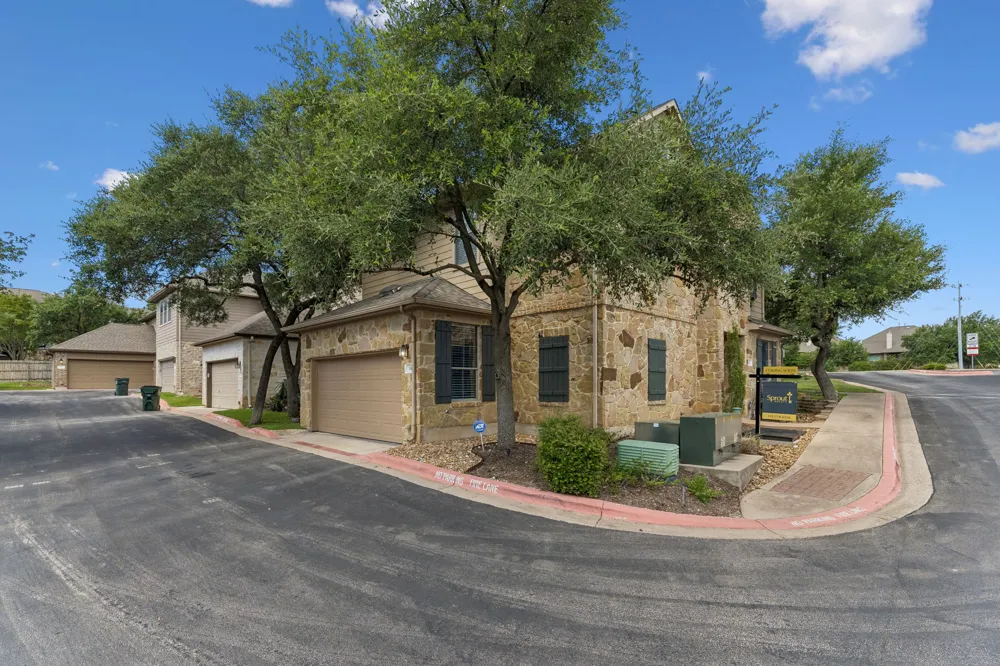 11400 W Parmer Lane #14 Cedar Park, TX 78613