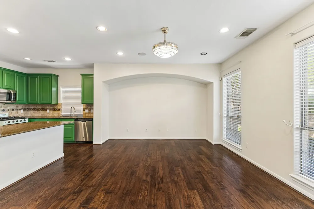 11400 W Parmer Lane #14 Cedar Park, TX 78613