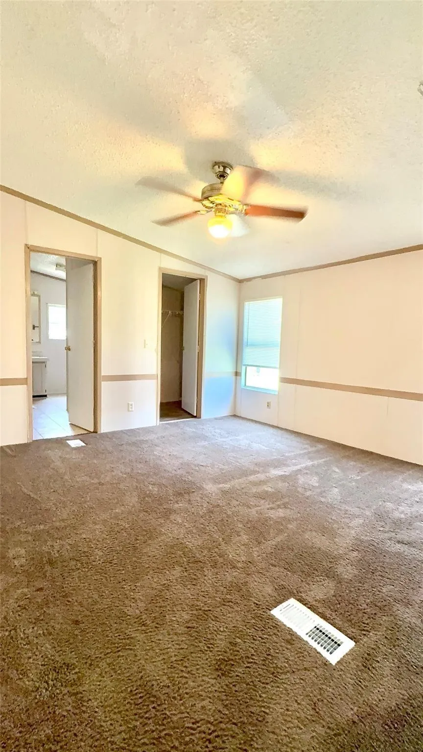1014 Tealway Drive Pasadena, TX 77504