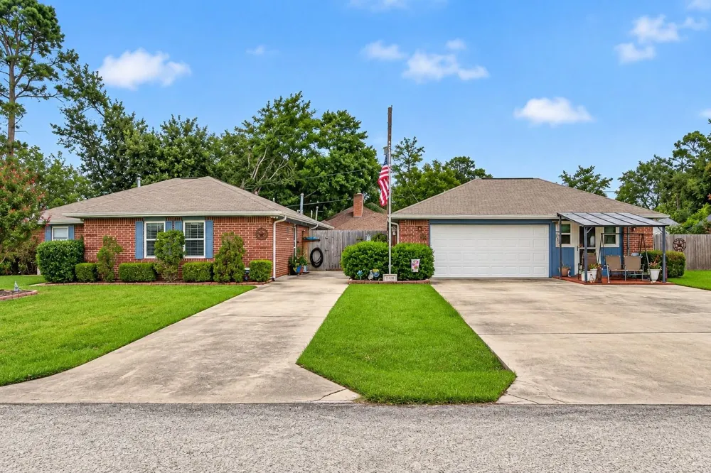 18314 Crosswinds Way Crosby, TX 77532