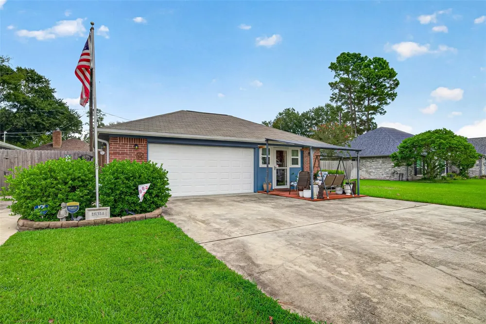 18314 Crosswinds Way Crosby, TX 77532