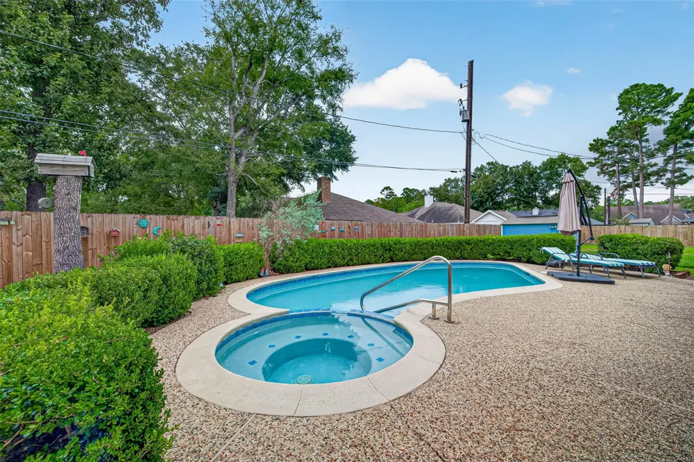 18314 Crosswinds Way Crosby, TX 77532
