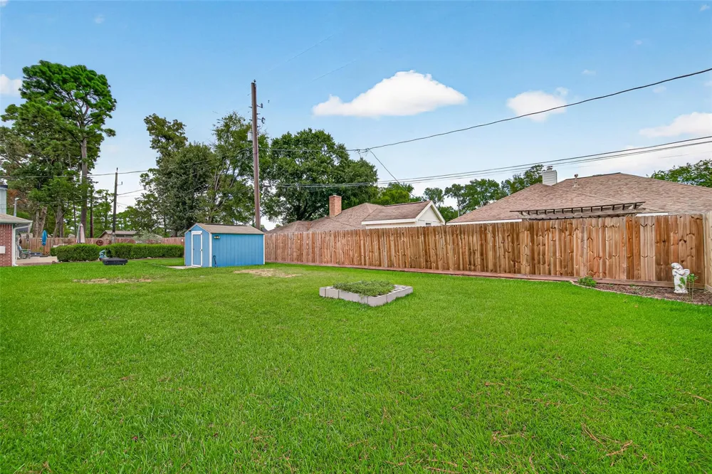 18314 Crosswinds Way Crosby, TX 77532