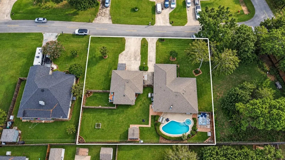 18314 Crosswinds Way Crosby, TX 77532