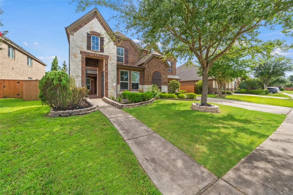 17315 Tomintoul Path Richmond, TX 77407