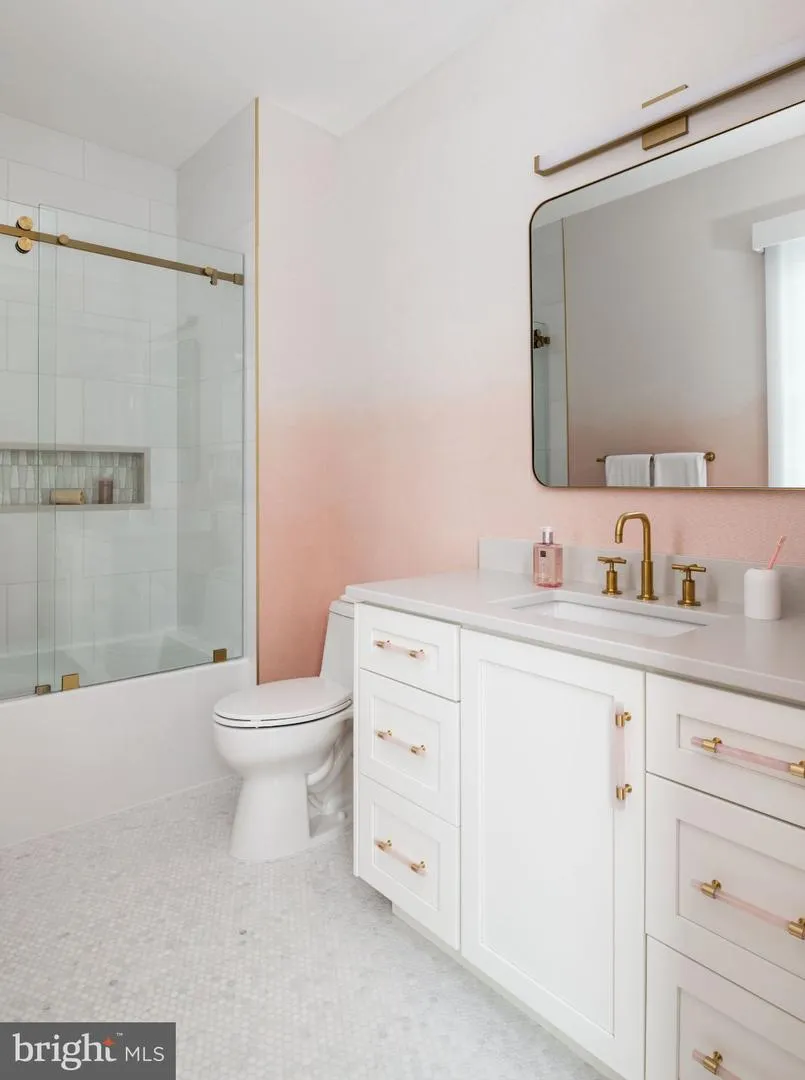 9910 DEERFIELD POND DRIVE Great Falls, VA 22066