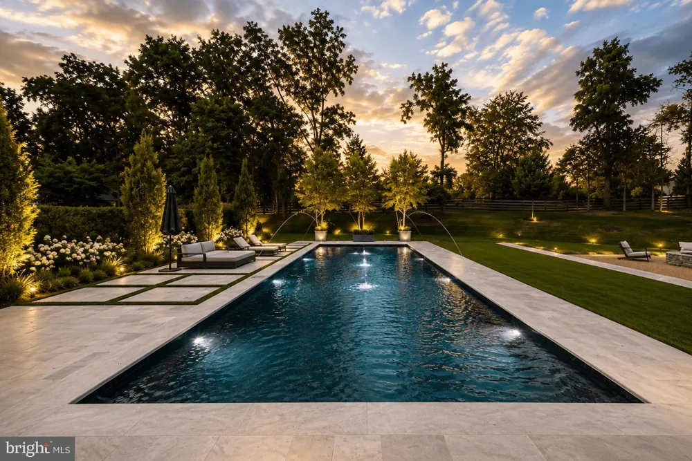 9910 DEERFIELD POND DRIVE Great Falls, VA 22066