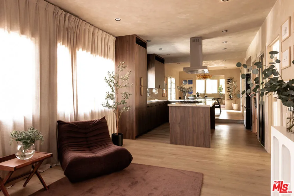 1216 Virgil Avenue Los Angeles, CA 90029